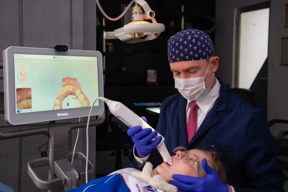 Foto de Clínica Calegari | Ortodontia, Ortopedia Facial e Invisalign em Foz do Iguaçu