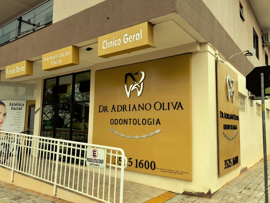 Foto de Dr. Adriano Oliva