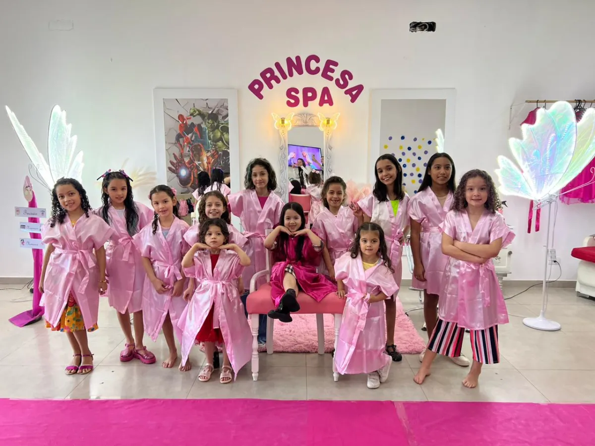 Foto de S.A. salão de beleza infantil