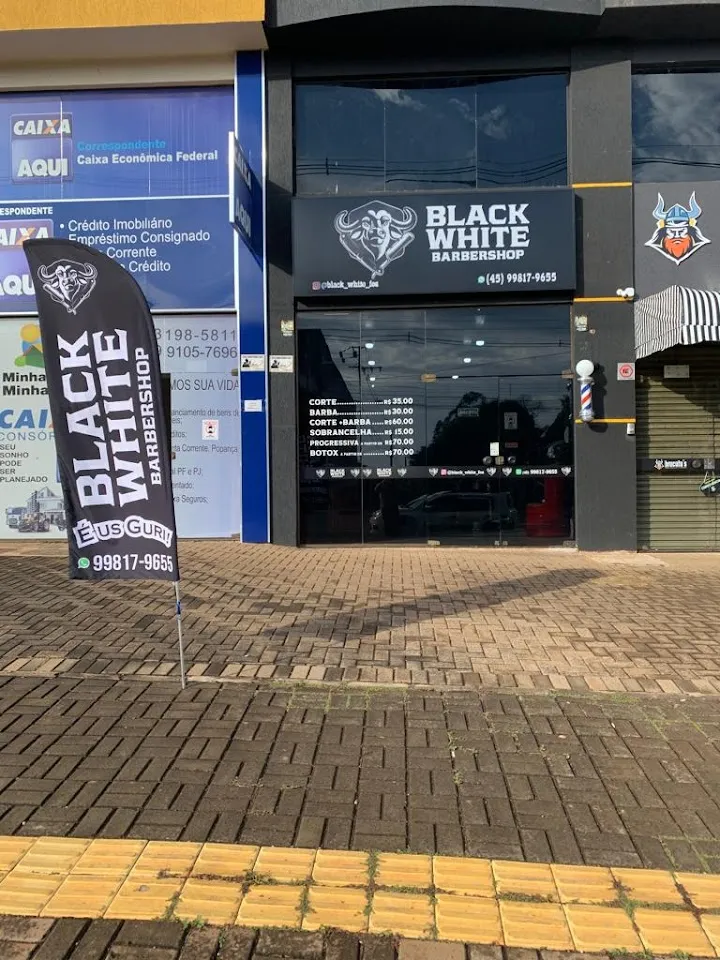 Foto de Black White Barbershop