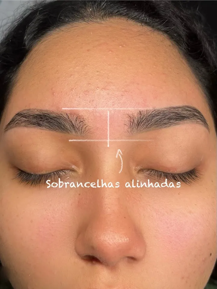 Foto de ANA CLARA - CÍLIOS SOBRANCELHAS E CURSOS