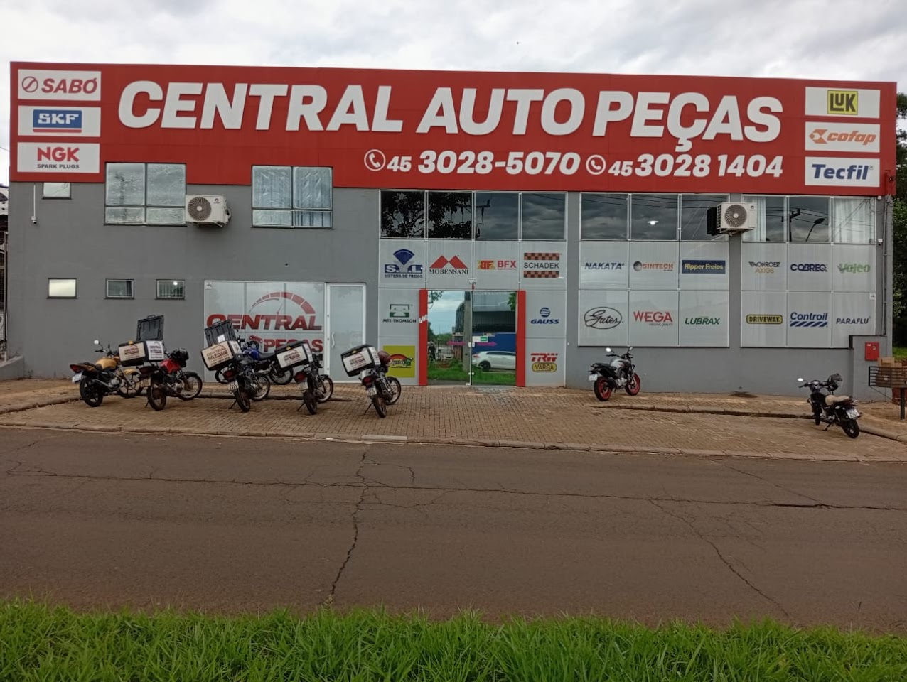 Foto de CENTRAL AUTOPEÇAS