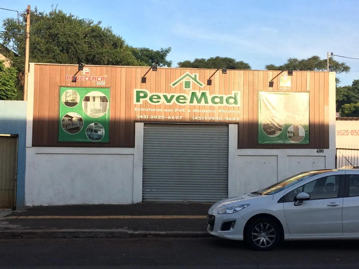 Foto de PeveMad Ferragens - Estruturas em PVC e Madeira Plástica