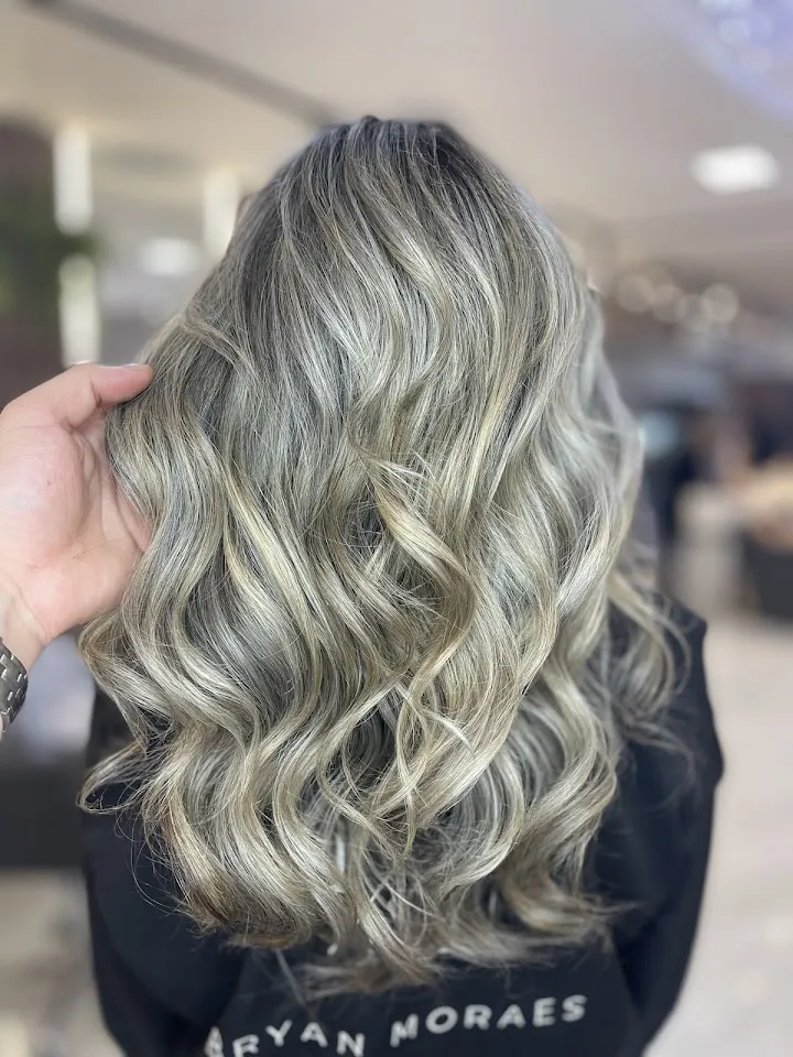 Foto de Bryan Moraes - Mechas e Iluminação Premium