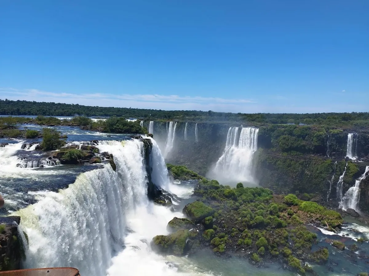 Foto de Encantos do Iguassu Turismo - Passeios e Transfers em Foz do Iguaçu, Paraguai e Argentina