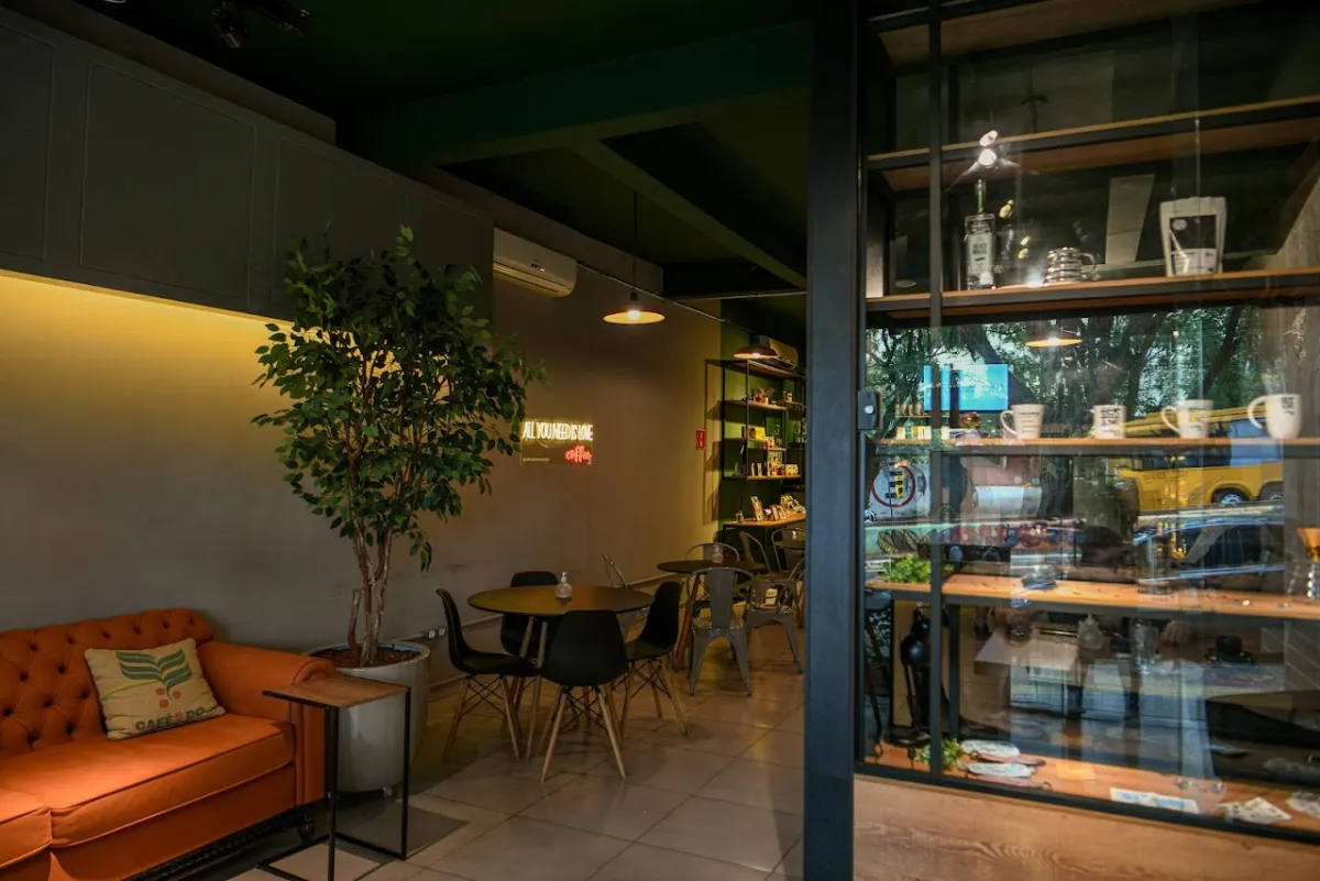 Foto de Café com Passagem - Café + Agência de Viagem + Coworking