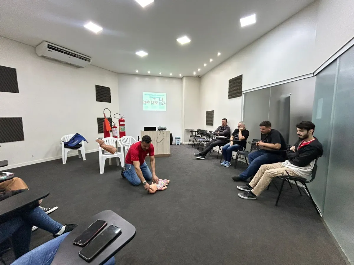 Foto de SUPREMA TREINAMENTOS - SST