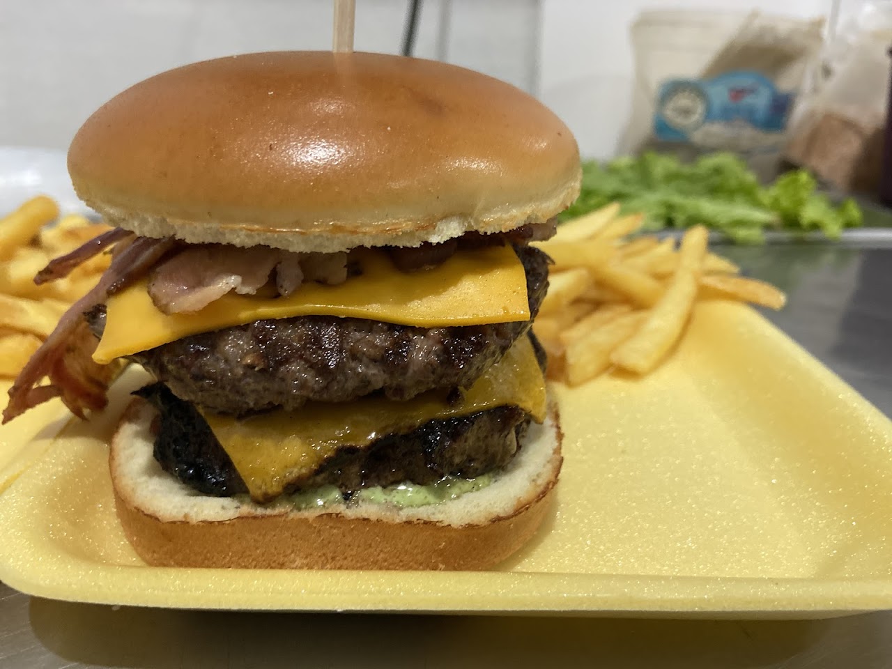 Foto de F J Champion's Burguer